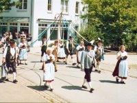 2004